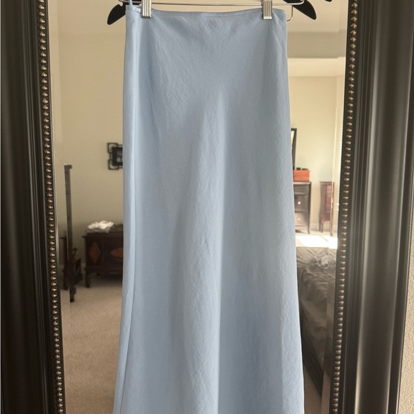 Aritzia Dresses & Skirts - Aritzia Soft Blue Maxi Skirt
